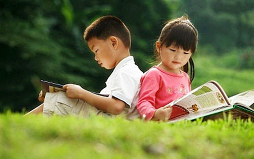 CHIẾN LƯỢC CỦA MẸ ĐỂ NUÔI DƯỠNG NIỀM ĐAM MÊ ĐỌC SÁCH CỦA CON